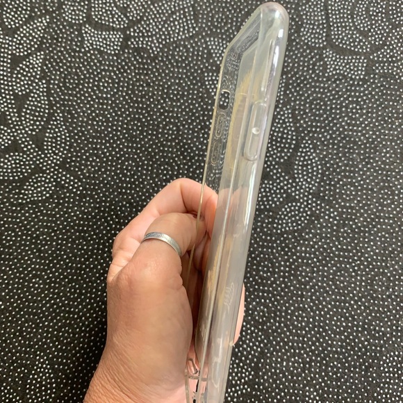 iPhone XR phone case - Picture 4 of 5